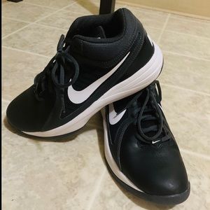 ON HOLD FOR @melissamenor